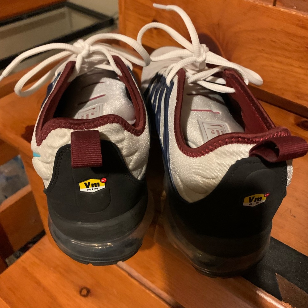 Vapormax - Picture 2 of 3